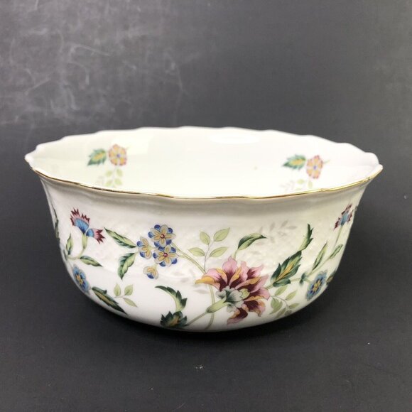 Andrea by Sadek Japan Round Serving Soup Bowl Floral Embossed Gold Trim Cottage - Picture 3 of 10